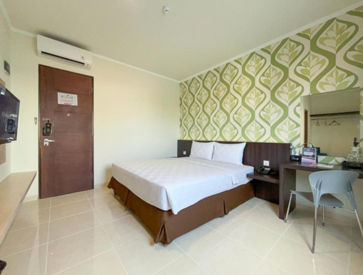 Hotel 88 Embong Kenongo - Kayun By Wh Surabaya Exterior photo