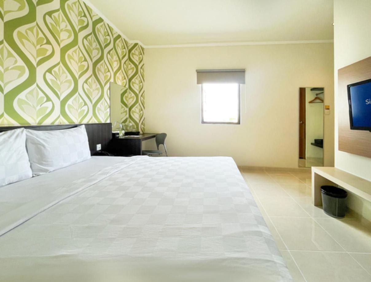 Hotel 88 Embong Kenongo - Kayun By Wh Surabaya Exterior photo