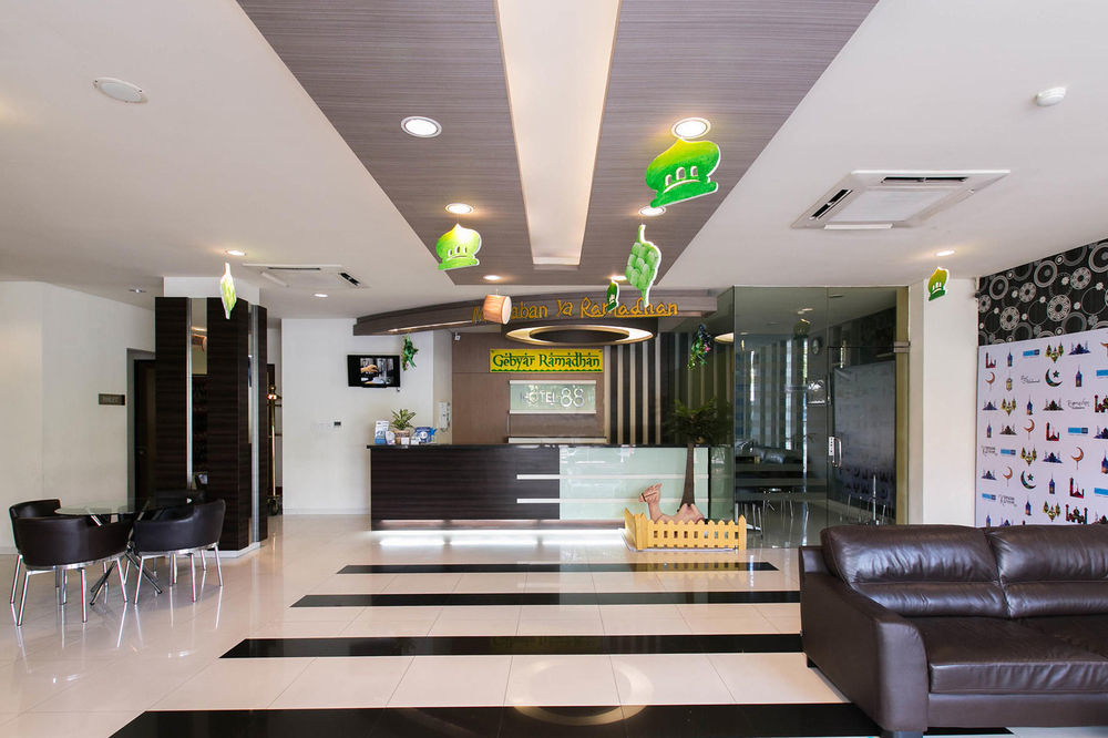 Hotel 88 Embong Kenongo - Kayun By Wh Surabaya Exterior photo