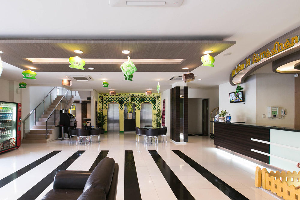Hotel 88 Embong Kenongo - Kayun By Wh Surabaya Exterior photo