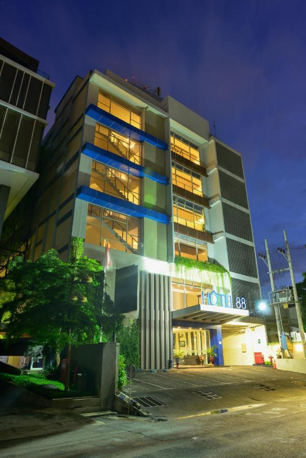 Hotel 88 Embong Kenongo - Kayun By Wh Surabaya Exterior photo